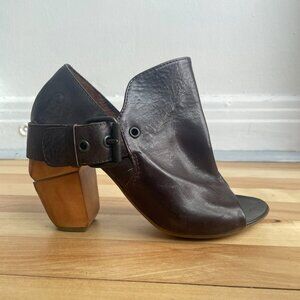 Pre-loved MARSELL Designer Open Toe Brown Leather Shoes/ Heels Size 36.5 EU